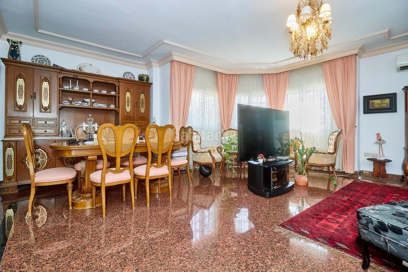 Foto d0b16ce0-3652-456b-ae59-79c5d5038e7a. Casa amb calefacció aparcament a Castillo Sohail - Myramar Fuengirola