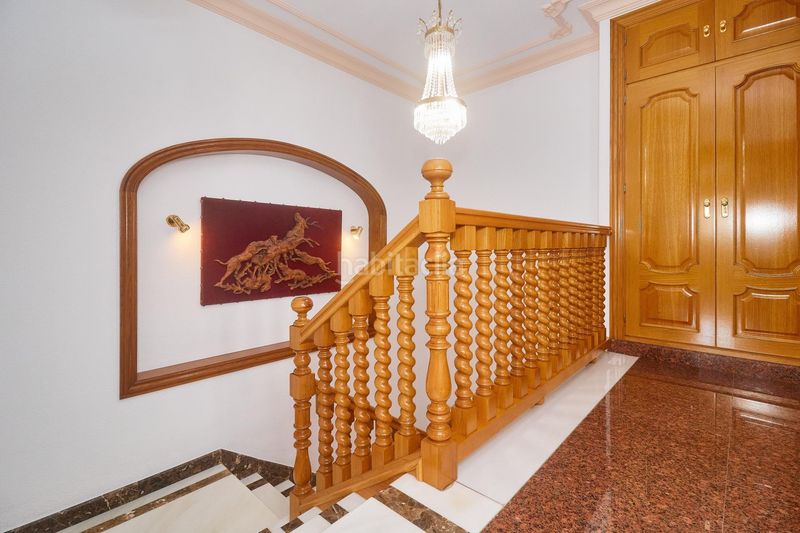 Foto d1678e5f-ff7f-45b5-a64c-d60848956957. Casa amb calefacció aparcament a Castillo Sohail - Myramar Fuengirola
