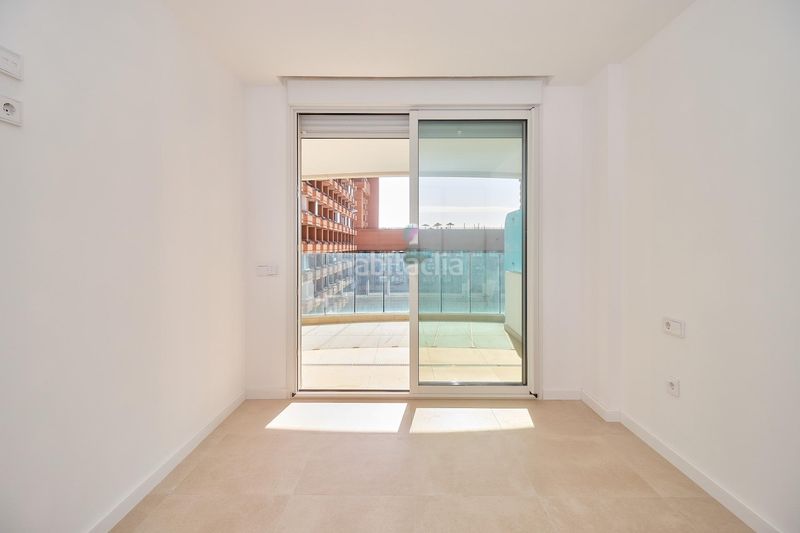 Foto f9842163-4c47-49c7-b590-7eec86b8da40. Appartement mit heizung parking pool in Puerto Deportivo Fuengirola