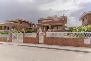 Casa a Altos de la Zubia