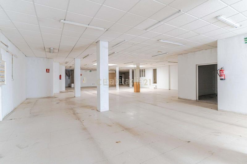 Foto f3c5796c-5a69-4842-9b7f-34514e7112d8. Local comercial en Santa Fe