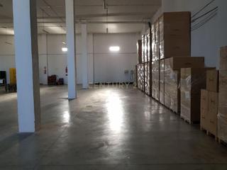 Fabrikhalle in Centro