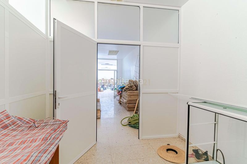 Foto b07136da-2608-46d9-b293-50bd5e897bb8. Local comercial en Pinos Puente