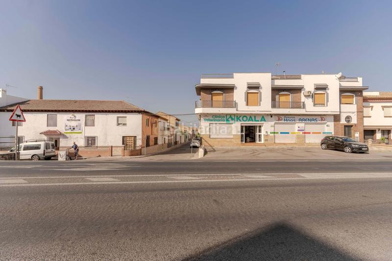 Foto 756645c8-8d2d-42e9-9ef3-fd6ba43129bc. Aparcament cotxe a Pinos Puente