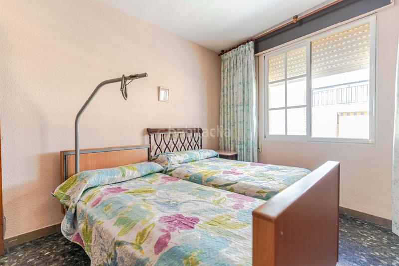 Foto 35dd1e80-9dcd-44f4-9a6d-5ebb1e7da31e. Casa en carretera de la playa en Centro Salobreña