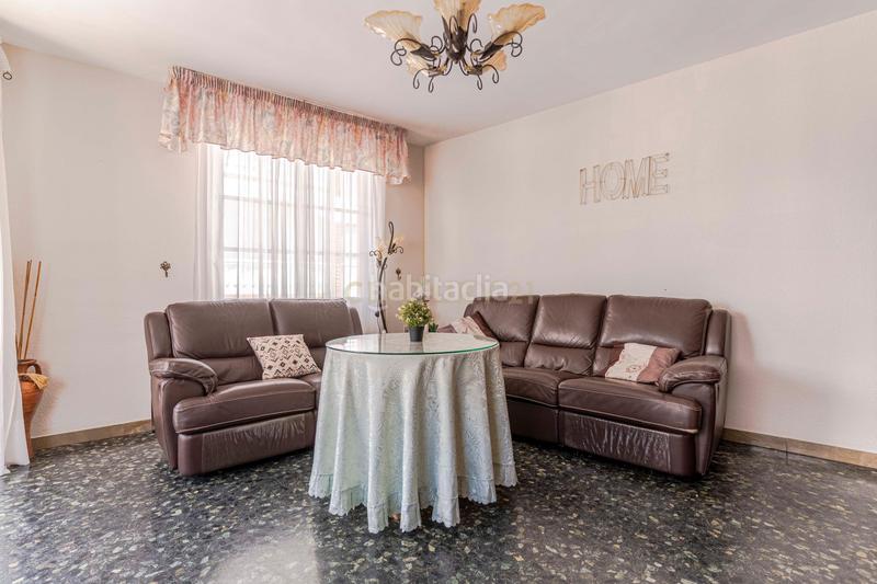 Foto 4fd954cd-6158-4b99-ac4e-fe9714966976. Casa en carretera de la playa en Centro Salobreña