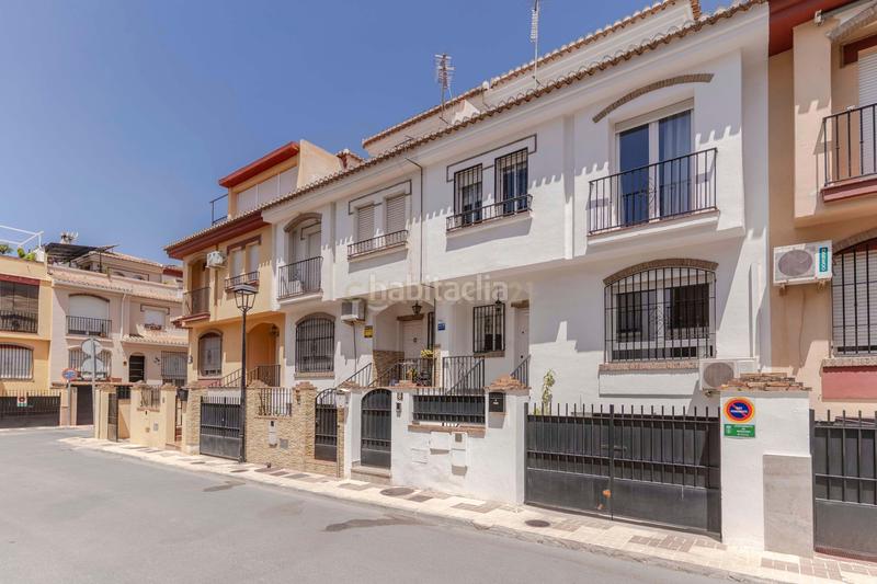 Foto a7bac5fd-6dba-4384-bd81-8108f18e8d76. Casa en Maracena