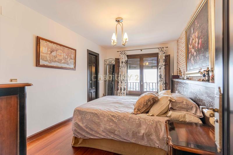 Foto 0f74867e-fb53-4960-b450-a839a09dba22. Casa en Altos de la Zubia Zubia (La)
