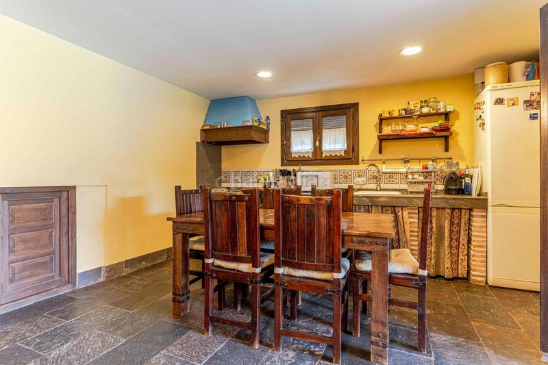 Foto bb2aefad-1e5c-42f7-8295-b7019adead6f. Casa en Altos de la Zubia Zubia (La)