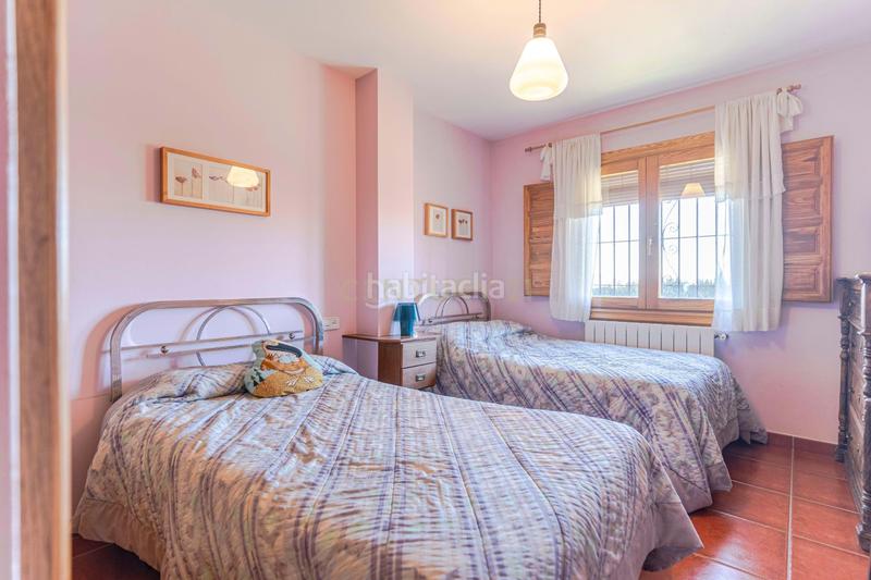 Foto da37126c-3e31-478a-8203-266a22e20d8f. Casa en calle el jurel en Guadix