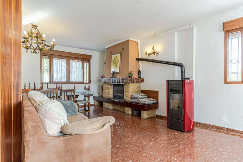 Foto 091e8370-e17c-4103-83ef-3e6ff5482243. Casa en Cenes de la Vega