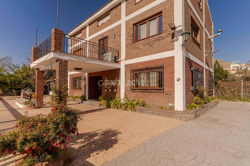 Foto 5a6ad613-d9e5-4318-9b44-c5987445ec57. Casa en Cenes de la Vega
