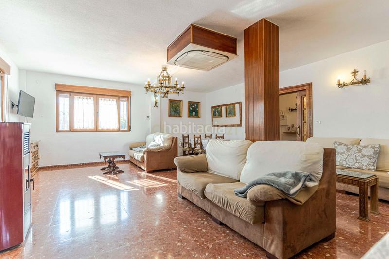 Foto 82f14496-0a03-4d29-badf-df6375f5eaf2. Casa en Cenes de la Vega
