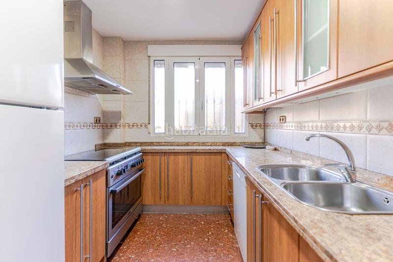Foto 8319467c-4989-4a73-8e2e-c1785ff50684. Casa en Cenes de la Vega