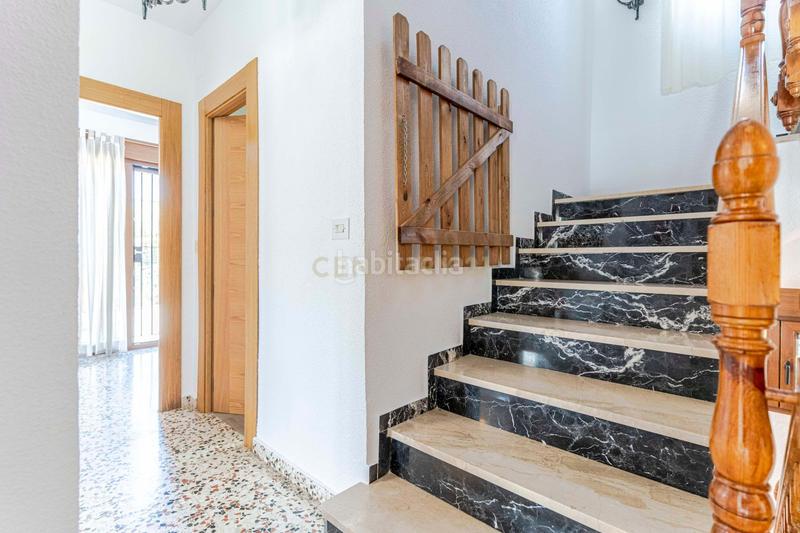 Foto a6555623-07a1-4742-bd71-eecd370678bb. Casa en Cenes de la Vega