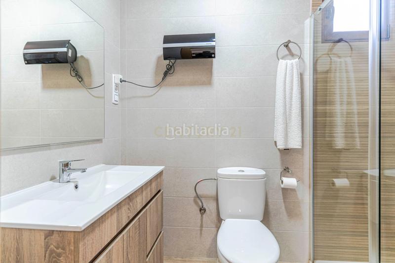 Foto a90bd225-daf5-468f-9ade-2f7320cd750d. Casa en Cenes de la Vega