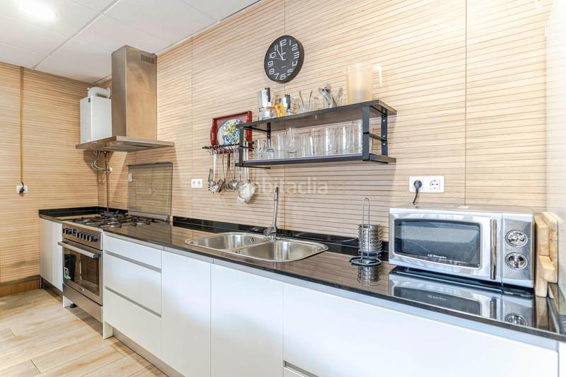 Foto ade21305-5d1c-42f5-b542-b5956cfba6f0. Casa en Cenes de la Vega