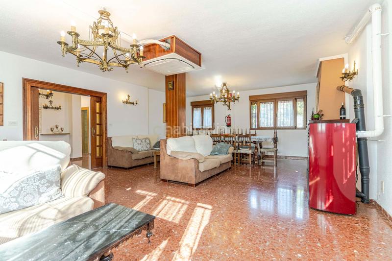 Foto ef220b60-0971-4e8b-9888-2dafdb265847. Casa en Cenes de la Vega