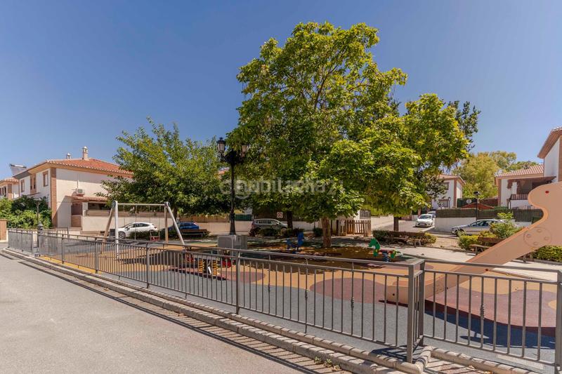 Foto 2f2b611f-d1d5-4607-b73f-784e1fcba2d4. Casa en calle ramal del salve en Gójar
