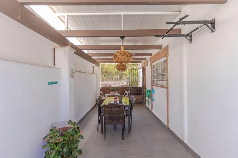 Foto b8461f3b-46ee-4a92-8385-69d2337c6c2c. Casa en calle ramal del salve en Gójar