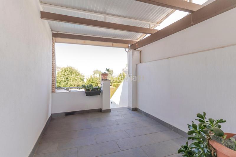 Foto e3d32aba-f2c4-4356-9d47-0dff292ee084. Casa en calle ramal del salve en Gójar