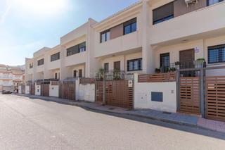 Casa  Calle sancho panza, 10, pinos puente, spain