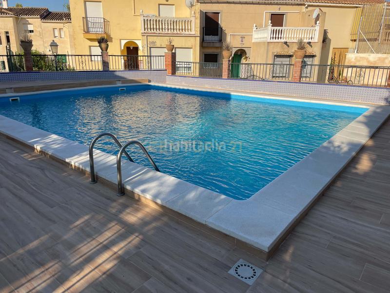 Foto 25478d00-e898-48e6-9fca-7de621976746. Casa en calle dinamarca en Huétor Vega