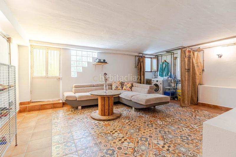 Foto c73fe27a-8b90-4143-8f03-78b8eafa3b28. Casa en calle dinamarca en Huétor Vega