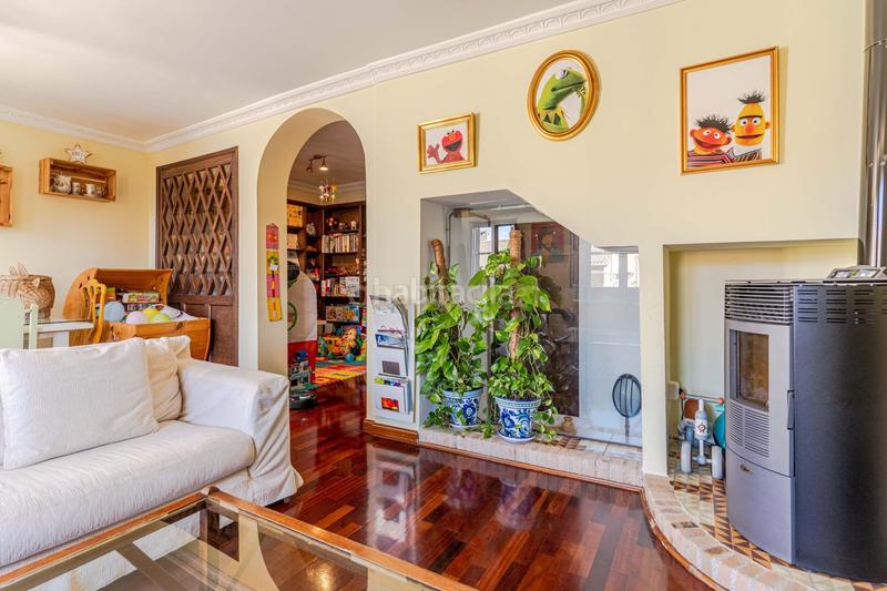 Foto e31af557-59da-4234-8529-9232dac1e319. Casa en calle dinamarca en Huétor Vega