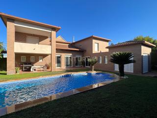 Location Maison  Avenida de los cerezos, 5, gójar, spain