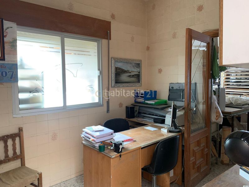 Foto 99fa3f77-a2f0-473f-9f75-ea5a50e11ef1. Geschäftsraum in nuevo mercado 7 in Padul