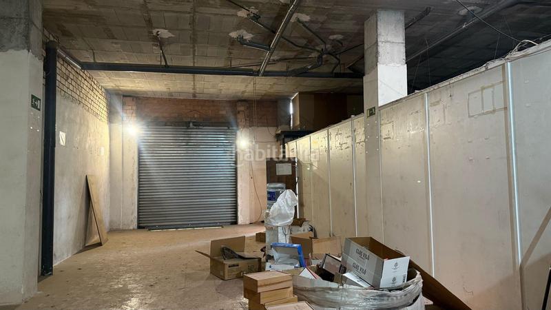 Foto 094db686-baf3-46b0-a6f5-d80ca5628df7. Miete geschäftsraum in calle josé luis pérez pujadas in Granada