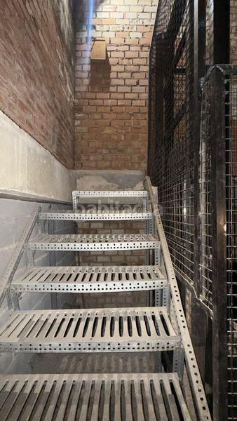 Foto 84869c5d-acb8-4c48-a9a8-798c1d0765da. Miete geschäftsraum in calle josé luis pérez pujadas in Granada