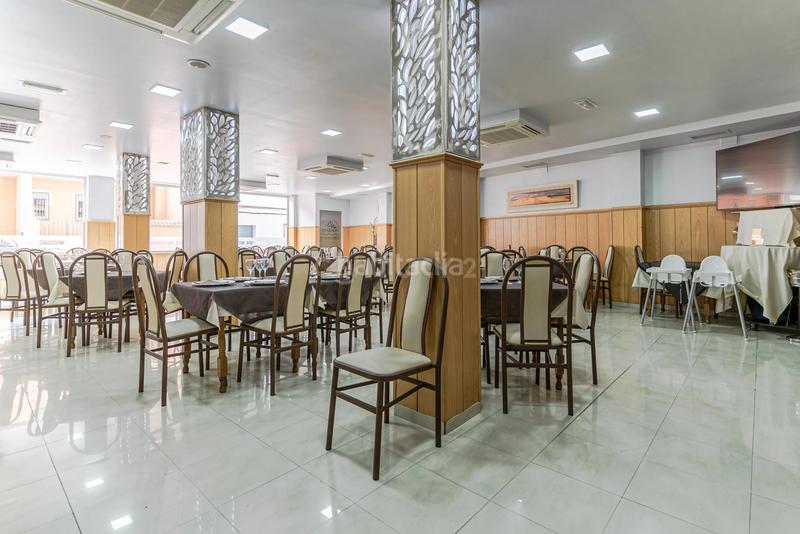 Foto 0eb1a1c8-a751-4d92-af36-223a40c4ee6f. Locale commerciale in calle poniente 5 in Las Tres Cruces Armilla