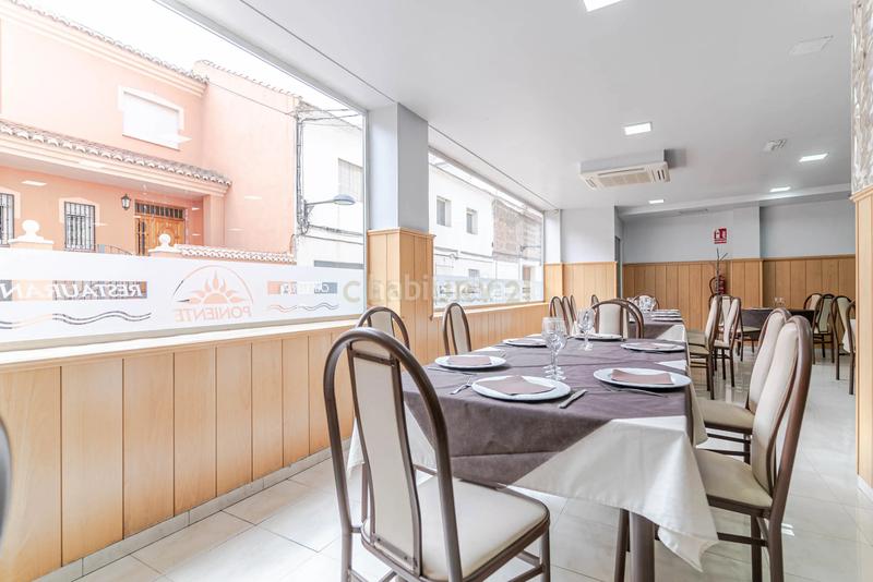 Foto 304a5ef6-b951-41b5-ab42-047195278f80. Locale commerciale in calle poniente 5 in Las Tres Cruces Armilla