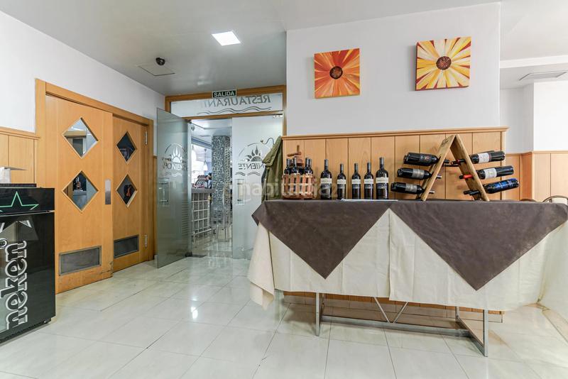 Foto 3f8df16e-db26-42fd-baf2-0744404c7a27. Locale commerciale in calle poniente 5 in Las Tres Cruces Armilla