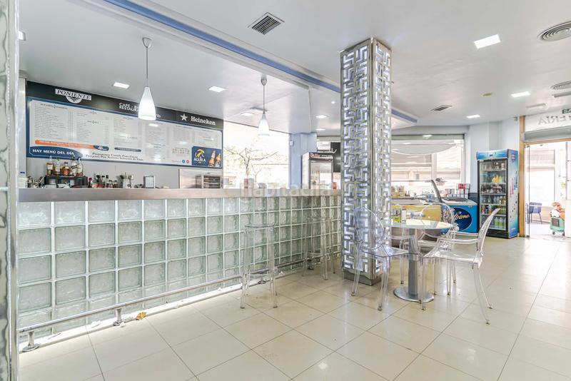 Foto 65bb2516-58c7-499b-91b2-7c69827168b4. Locale commerciale in calle poniente 5 in Las Tres Cruces Armilla