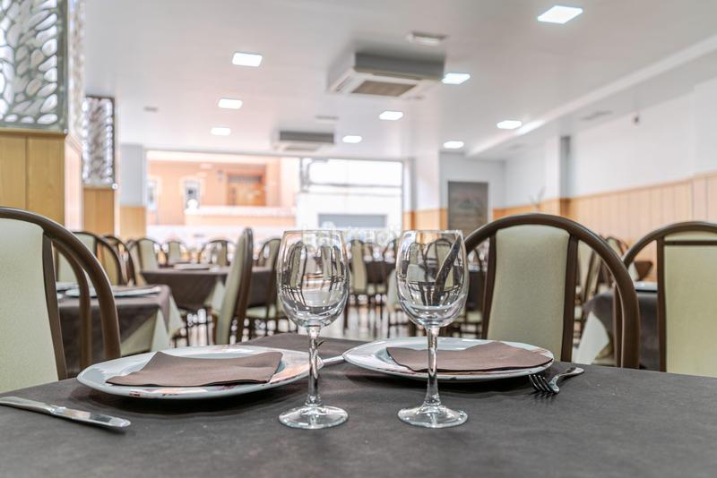 Foto 751343a0-76f1-4a58-9bea-a7b4301ca222. Locale commerciale in calle poniente 5 in Las Tres Cruces Armilla