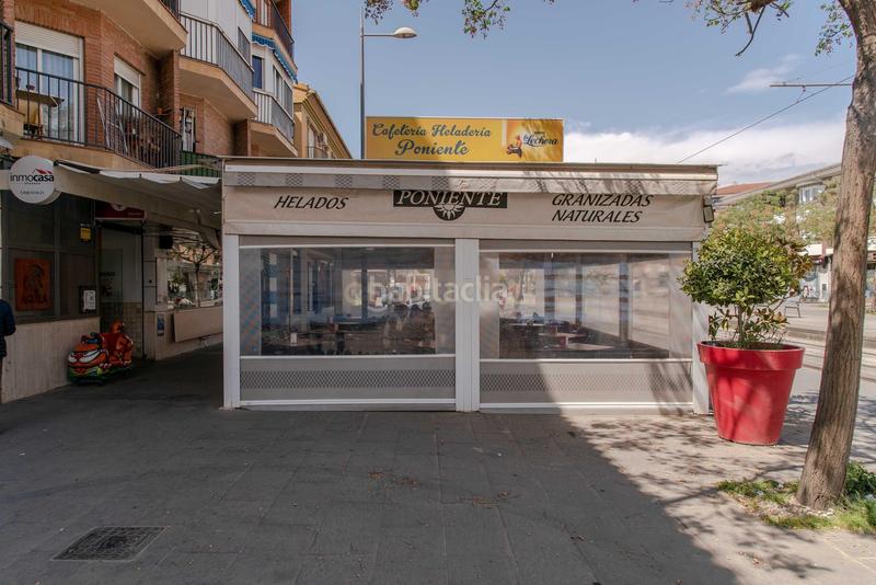 Foto d33851b0-f9bc-45be-8607-5a13f6b3ed70. Locale commerciale in calle poniente 5 in Las Tres Cruces Armilla