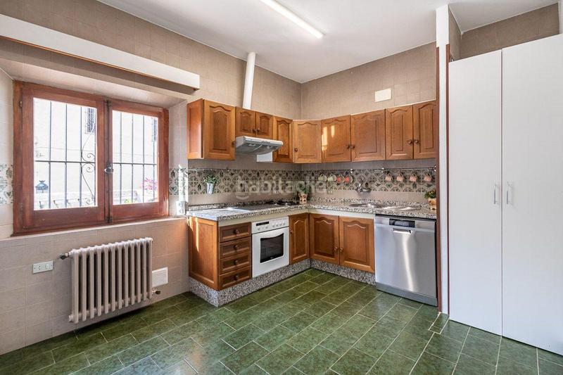 Foto a815be39-ebd2-4d77-a0f5-ba358fa1387d. Casa a calle molinos a San Matías - Realejo Granada