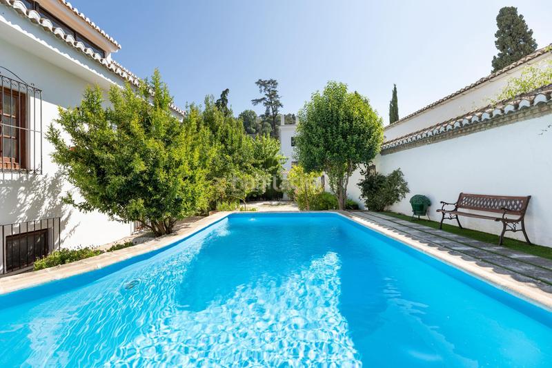 Foto a8f6a2c8-02e1-419d-89a2-f48d9b6e440d. Casa a calle molinos a San Matías - Realejo Granada