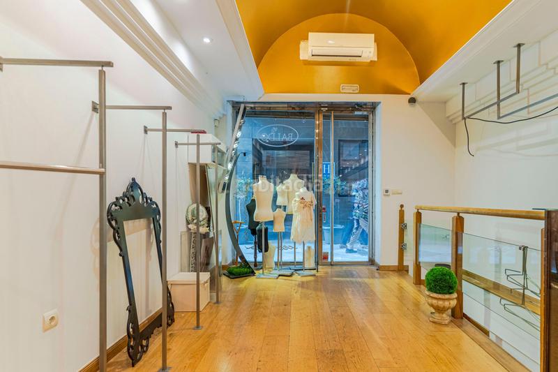 Foto 0128f9ec-68f4-4342-969b-d28cdeb024c2. Local commercial dans calle campo verde dans Centro - Sagrario Granada