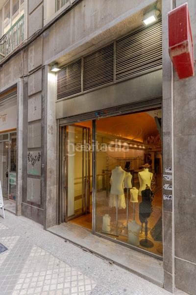 Foto 3781eeb0-0b6d-4fad-9776-0816cc939a7f. Local commercial dans calle campo verde dans Centro - Sagrario Granada
