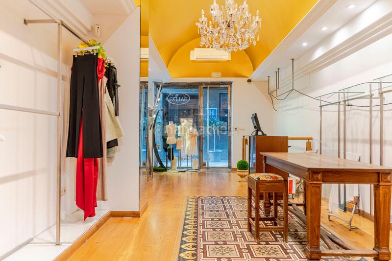 Foto 520eb452-9f93-4a0e-83cf-0e90f96a5738. Local commercial dans calle campo verde dans Centro - Sagrario Granada