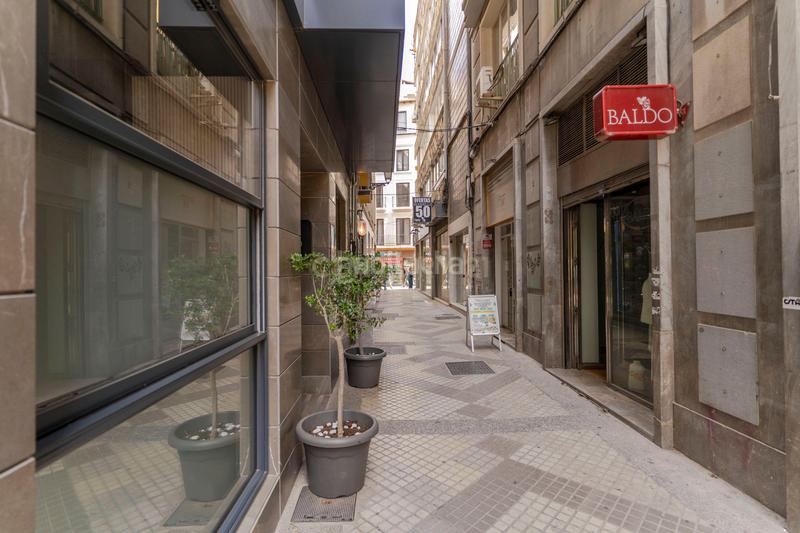 Foto 8dc1c4ee-98b9-4ded-be82-3b49d06c72cb. Local commercial dans calle campo verde dans Centro - Sagrario Granada