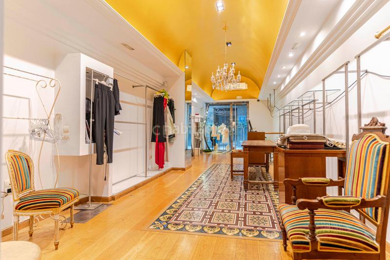 Foto 938160d9-8448-478a-8979-f04f039208d4. Local commercial dans calle campo verde dans Centro - Sagrario Granada