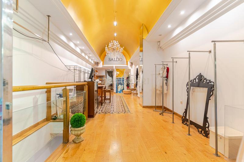 Foto 987d8e4c-28bc-412f-8b13-0e2b59ca9466. Local commercial dans calle campo verde dans Centro - Sagrario Granada