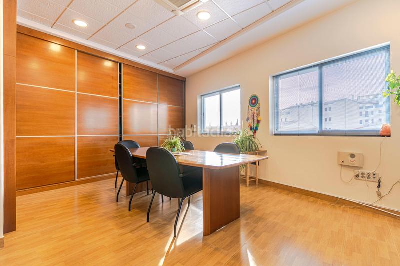 Foto 46de1a86-9739-494a-9969-ce80d9c28e46. Office space in carretera de granada in Alfacar