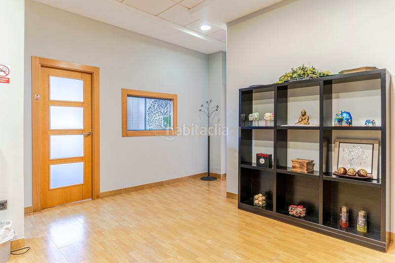 Foto b5b0a975-c828-4847-955d-951282f32676. Office space in carretera de granada in Alfacar