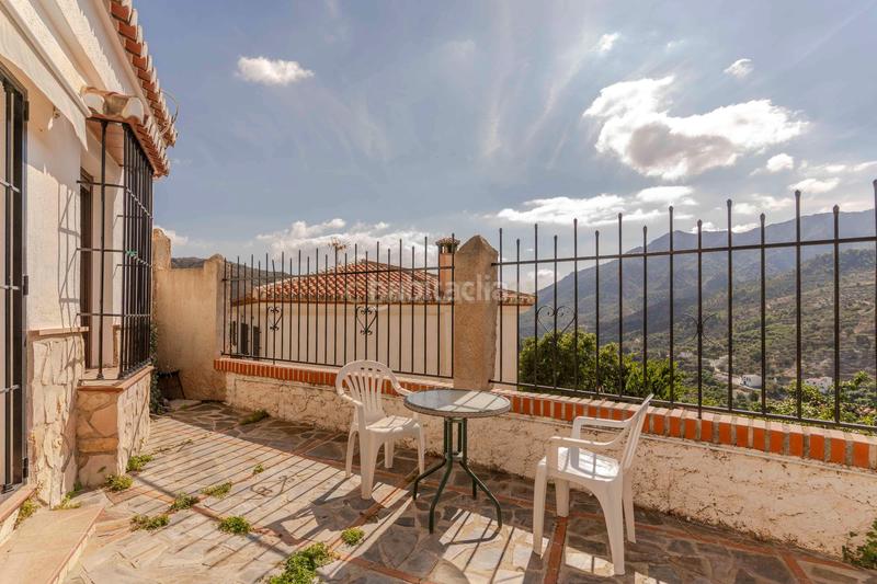 Foto 4ed7fb06-b64c-4ecb-b240-c7886cec66f7. Chalet in avenida del mar 40 in Guájares (Los)